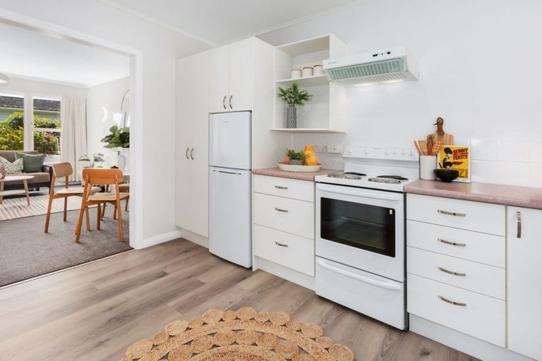 Photo of property in 1/13 Luckie Street, Tawa, Wellington, 5028