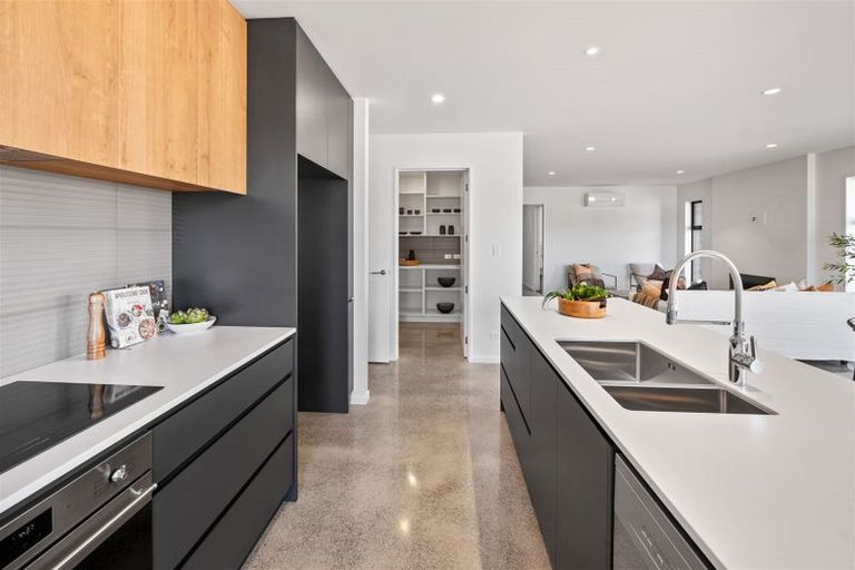 Photo of property in 37 Frank Ernest Crescent, Prebbleton, 7604