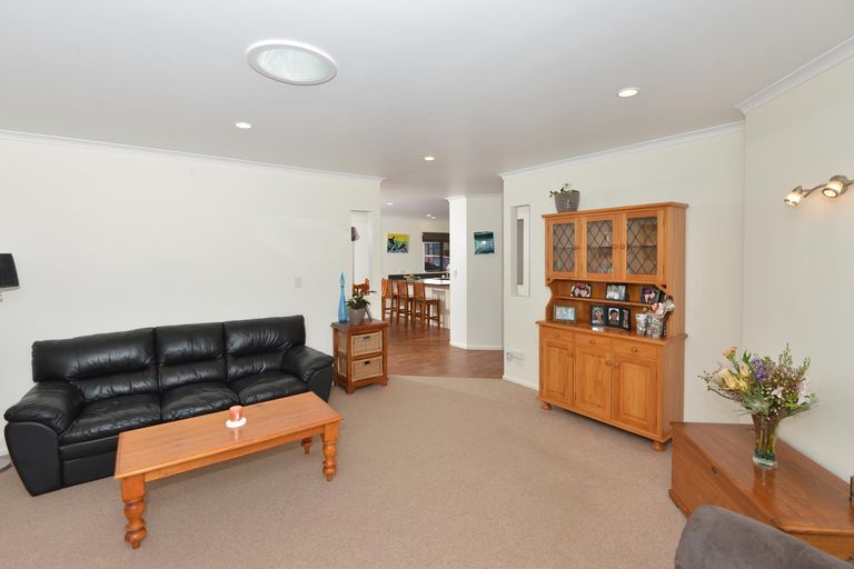 Photo of property in 10 Chatsfield Place, Te Kamo, Whangarei, 0112