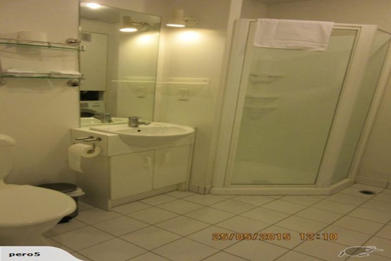 Photo of property in Terrace Garden Apartments, 10a/120 The Terrace, Wellington Central, Wellington, 6011