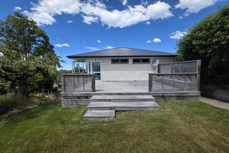 Photo of property in 6 Solway Street, Holmes Hill, Oamaru, 9401