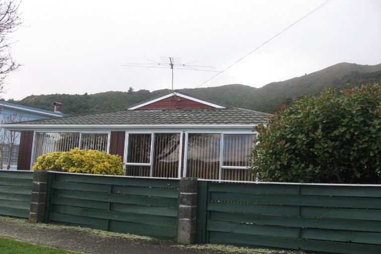 Photo of property in 1/11 Hayward Terrace, Waiwhetu, Lower Hutt, 5010