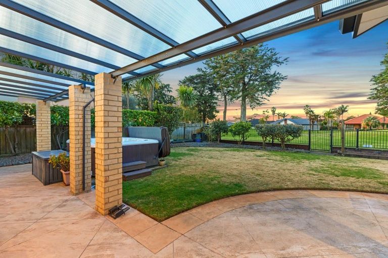 Photo of property in 153 Gravatt Road, Papamoa Beach, Papamoa, 3118