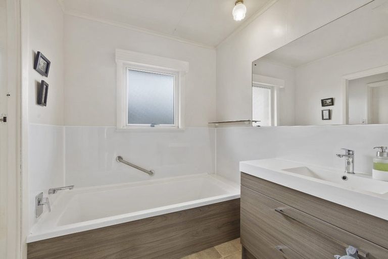 Photo of property in 1 Mill Crescent, Matamata, 3400