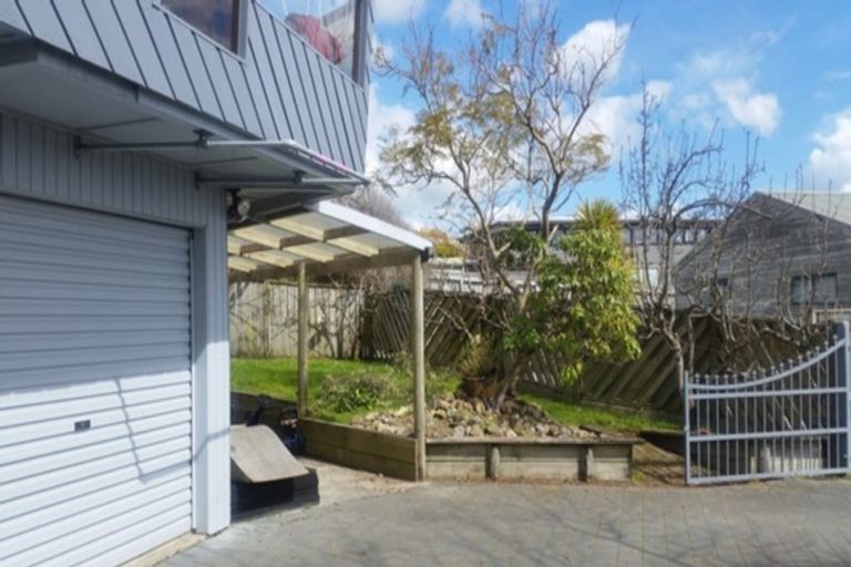 Photo of property in 21b Huia Street, Waikanae, 5036