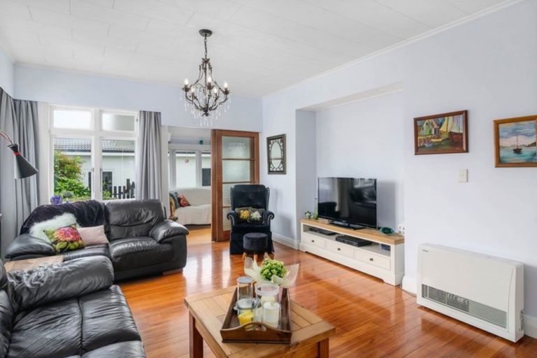 Photo of property in 132 Ranolf Street, Glenholme, Rotorua, 3010
