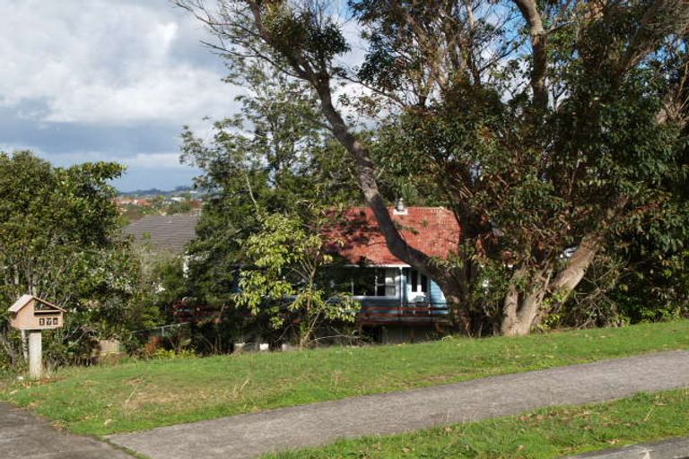 Photo of property in 1/17 Churchill Road, Cockle Bay, Auckland, 2014