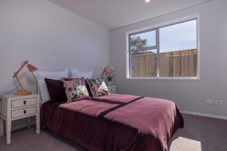 Photo of property in 16a Belt Road, Moturoa, New Plymouth, 4310