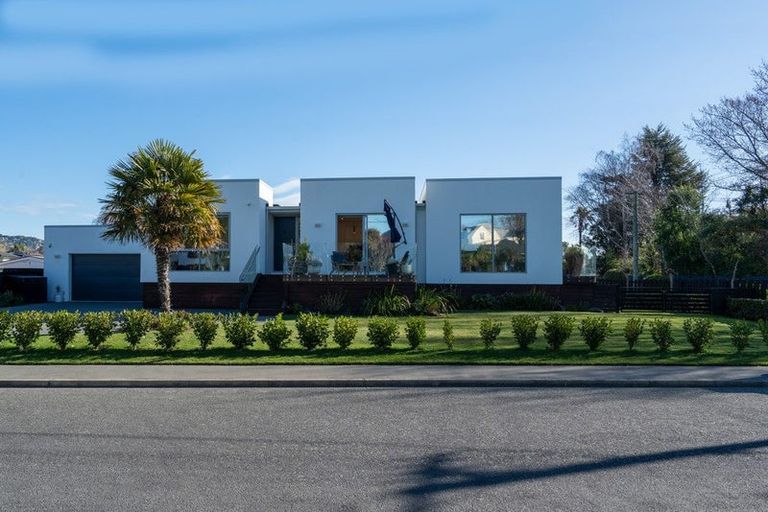 Photo of property in 218 Riverlaw Terrace, Saint Martins, Christchurch, 8022