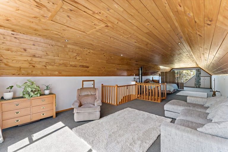 Photo of property in 221 Amreins Road, Taupaki, Henderson, 0782