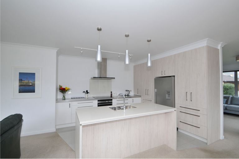 Photo of property in 2 Park Avenue, Mangawhai Heads, Mangawhai, 0505