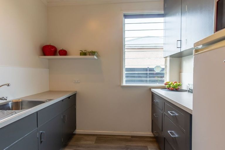 Photo of property in 35 Wesley Street, South Dunedin, Dunedin, 9012