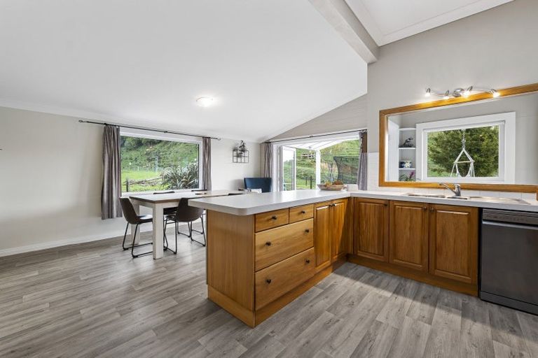 Photo of property in 186 Uruti Road, Uruti, Urenui, 4378