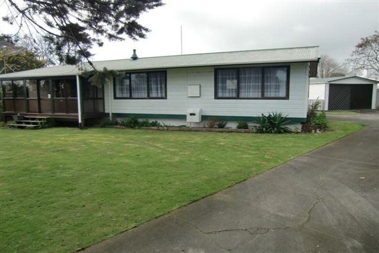 Photo of property in 6 Villa Place, Bell Block, New Plymouth, 4312