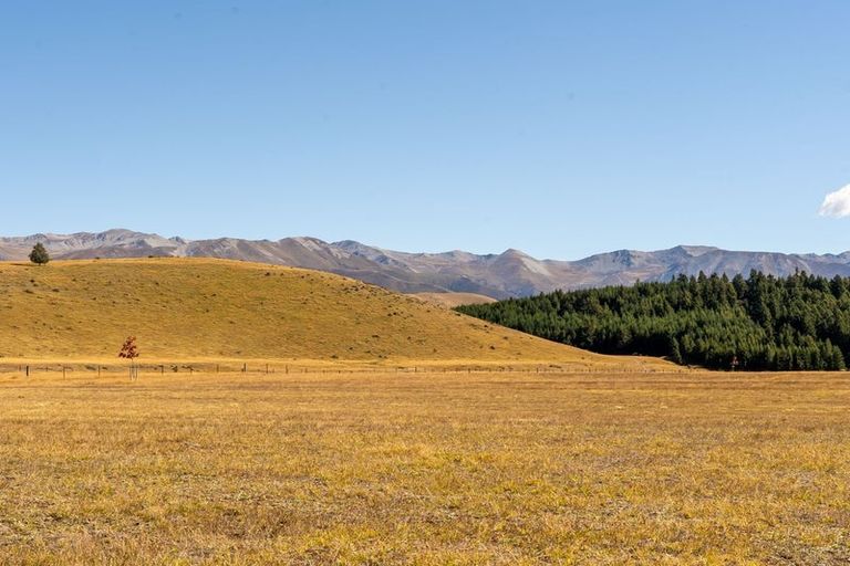 Photo of property in 25 Musterers Way, Ben Ohau, Twizel, 7999