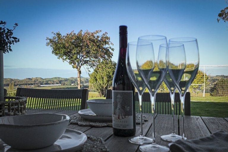 Photo of property in 266 Moteo Pa Road, Puketapu, Napier, 4183