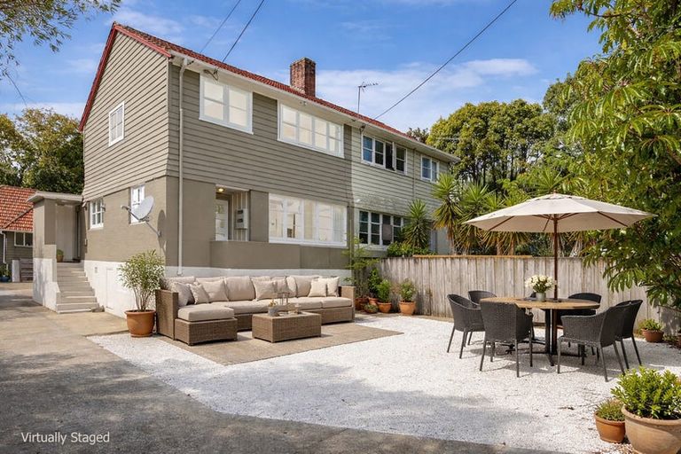 Photo of property in 110a Lake Road, Belmont, Auckland, 0622