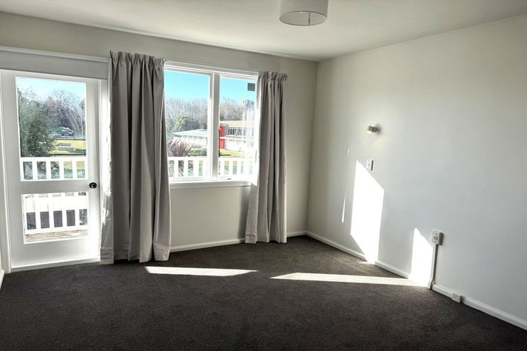Photo of property in 320a Avonhead Road, Avonhead, Christchurch, 8042