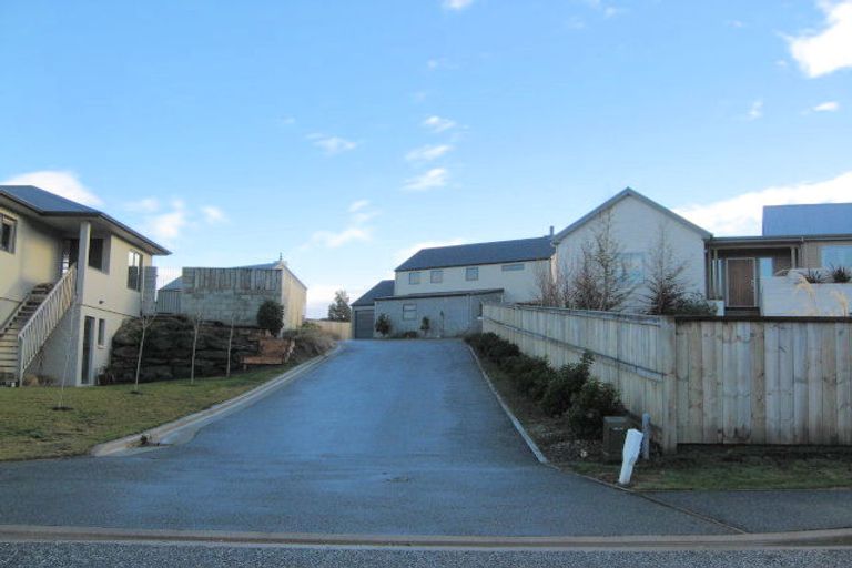 Photo of property in 43 Rob Roy Lane, Wanaka, 9305