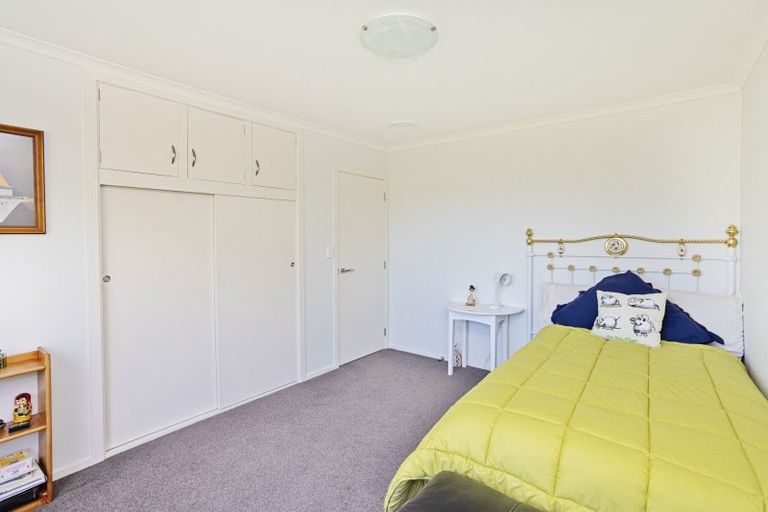 Photo of property in 74 Kirkbride Street, Wallacetown, 9816