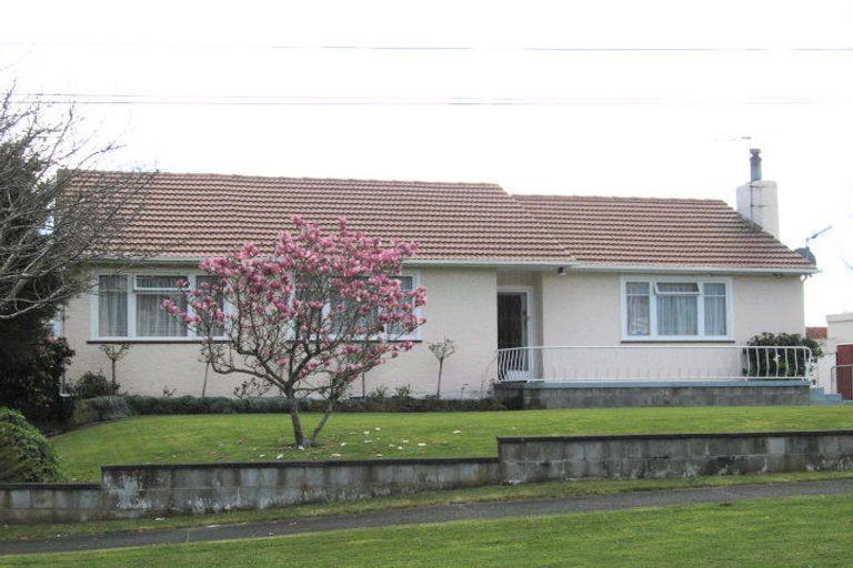 Photo of property in 28 Burns Street, Tawhero, Whanganui, 4501