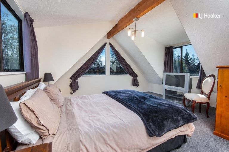 Photo of property in 61 Kinmont Crescent, Kinmont Park, Mosgiel, 9024