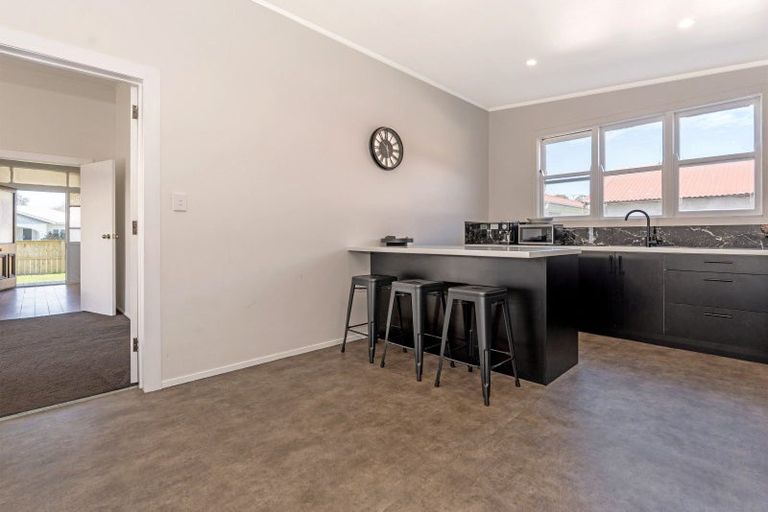 Photo of property in 11 Endcliffe Road, Kaiti, Gisborne, 4010