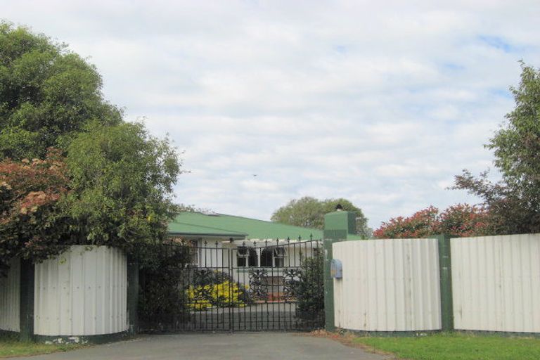 Photo of property in 111 Rangiora Woodend Road, Woodend, 7610