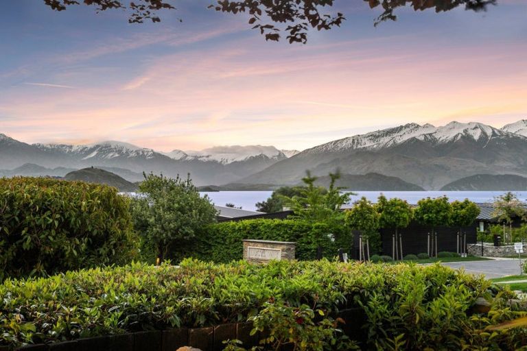 Photo of property in 59 Aubrey Road, Wanaka, 9305