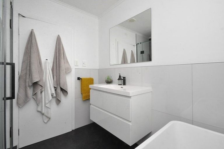 Photo of property in 5 Fairview Avenue, Opaheke, Papakura, 2113