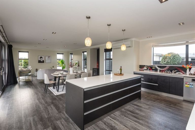 Photo of property in 74 Rotherham Drive, West Melton, 7618