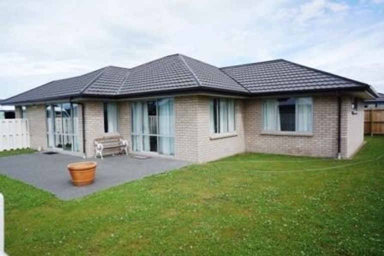 Photo of property in 43 Cassino Street, Rangiora, 7400