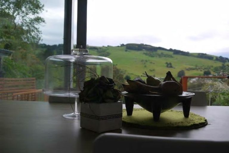 Photo of property in 28 Porterfield Street, Macandrew Bay, Dunedin, 9014