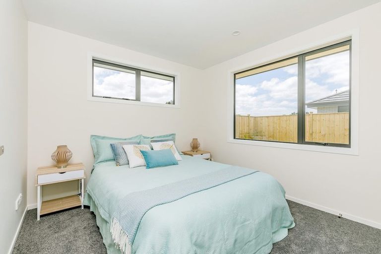 Photo of property in 11 Zadar Street, Kumeu, 0810