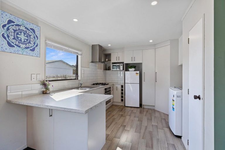 Photo of property in 16b Doncaster Drive, Papamoa Beach, Papamoa, 3118