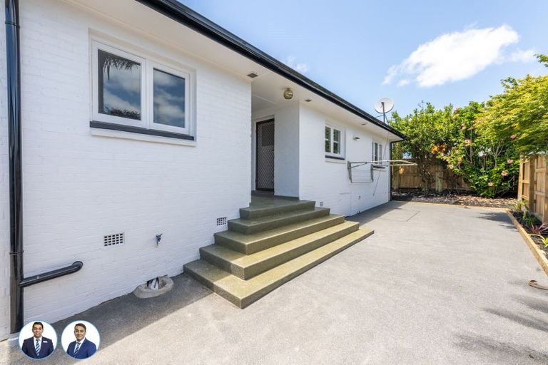 Photo of property in 14 Coronation Road, Mangere Bridge, Auckland, 2022