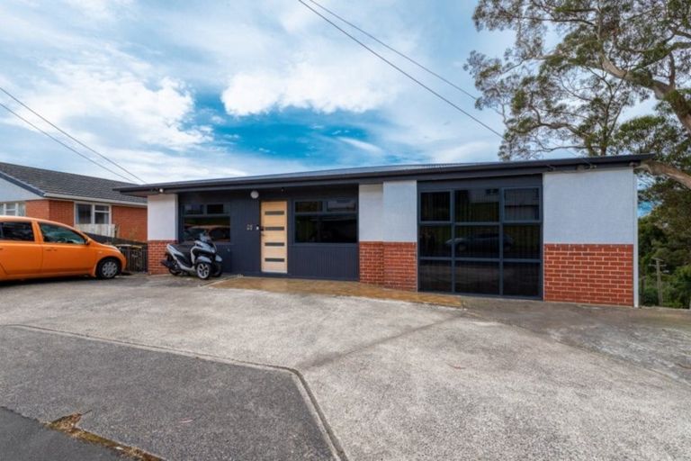 Photo of property in 35 Cockerell Street, Brockville, Dunedin, 9011