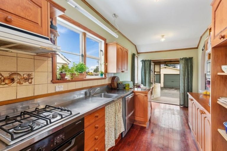 Photo of property in 17 Taita Drive, Boulcott, Lower Hutt, 5011