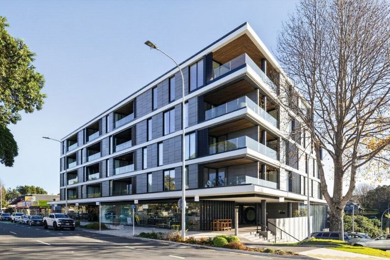 Photo of property in 405/359 Cameron Road, Tauranga, 3110