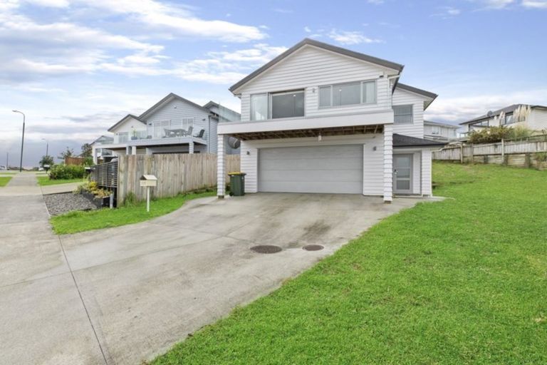 Photo of property in 257 Alec Craig Way, Gulf Harbour, Whangaparaoa, 0930