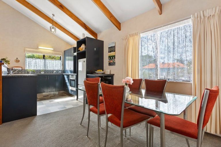 Photo of property in 122 Glenpark Avenue, Frankleigh Park, New Plymouth, 4310