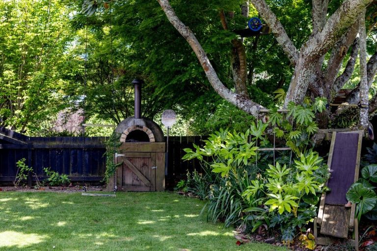 Photo of property in 69 Princes Street, Cambridge, 3434