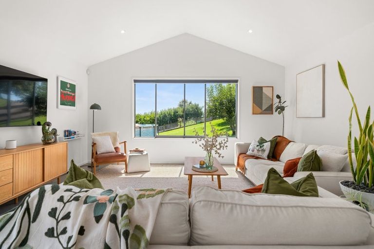 Photo of property in 20 Riverstone Drive, Welcome Bay, Tauranga, 3112