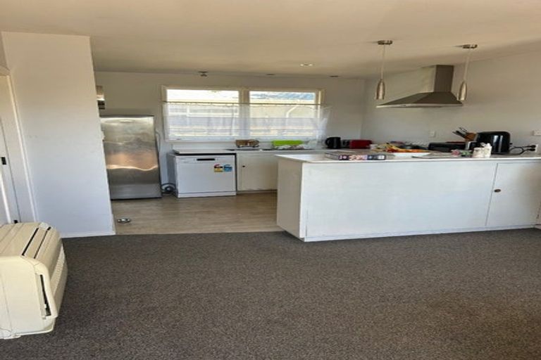 Photo of property in 148 Grimseys Road, Redwood, Christchurch, 8051