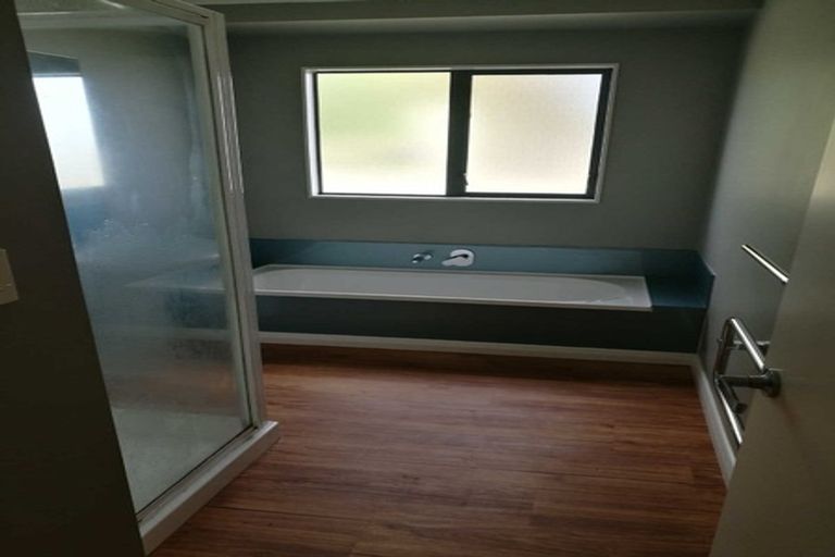 Photo of property in 38 Campbell Avenue, Paraparaumu, 5032