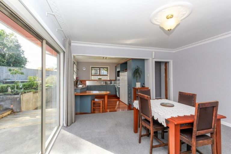 Photo of property in 8 Price Street, Westown, New Plymouth, 4310
