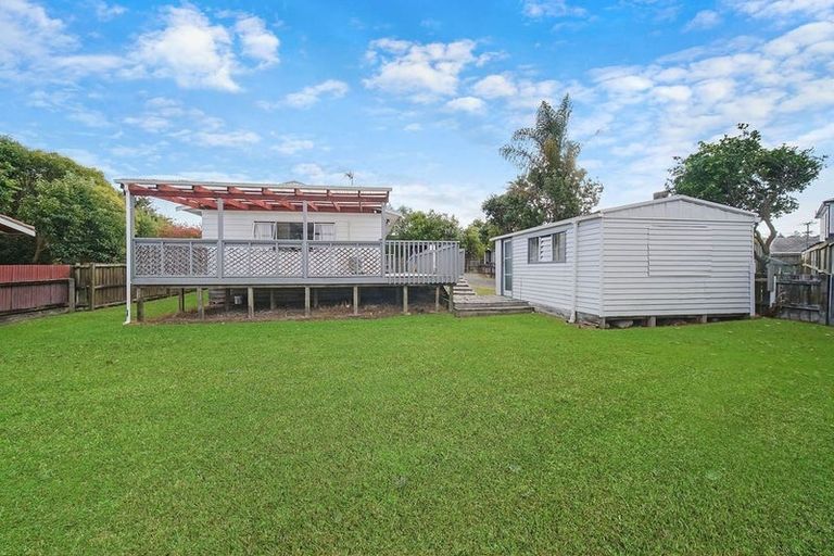 Photo of property in 1/30 Kereru Street, Henderson, Auckland, 0612