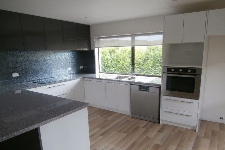 Photo of property in 3 Lonsdale Street, New Brighton, Christchurch, 8083