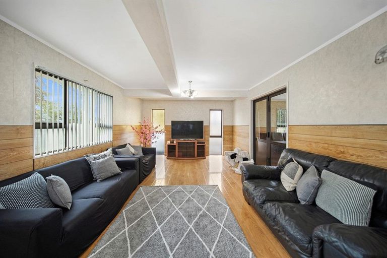 Photo of property in 24 Wickman Way, Mangere East, Auckland, 2024