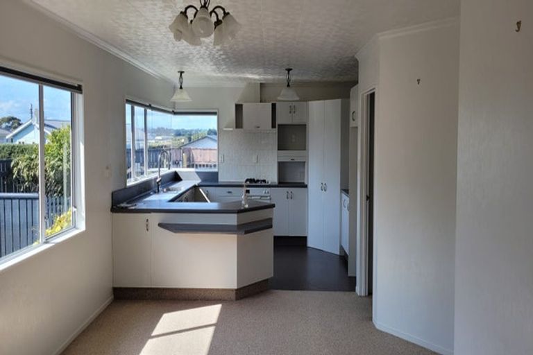 Photo of property in 1 Bandon Grove, Bell Block, New Plymouth, 4312